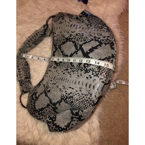 🌺snake print bling handle HOBO bag🌺 - Picture 3 of 9